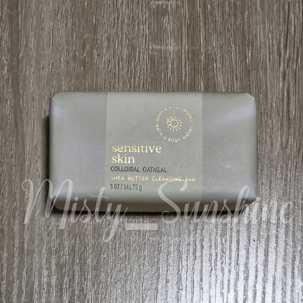 Bath Body Works Sensitive Skin Shea Butter Cleansing Bar NEW